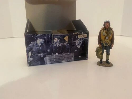 1:32 King & Country Diecast & Toy Vehicles