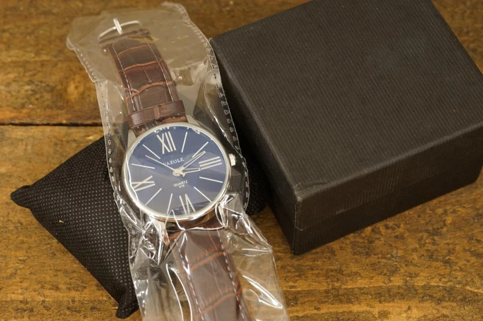 MODERNO Bisutería YAZOLE Reloj de Cuarzo Cara Azul Simulada Croc Banda Marrón Foto 3 de 3