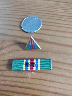Vintage Navy Meritorious Unit Commendation Civilian Lapel Pin and ribbon set