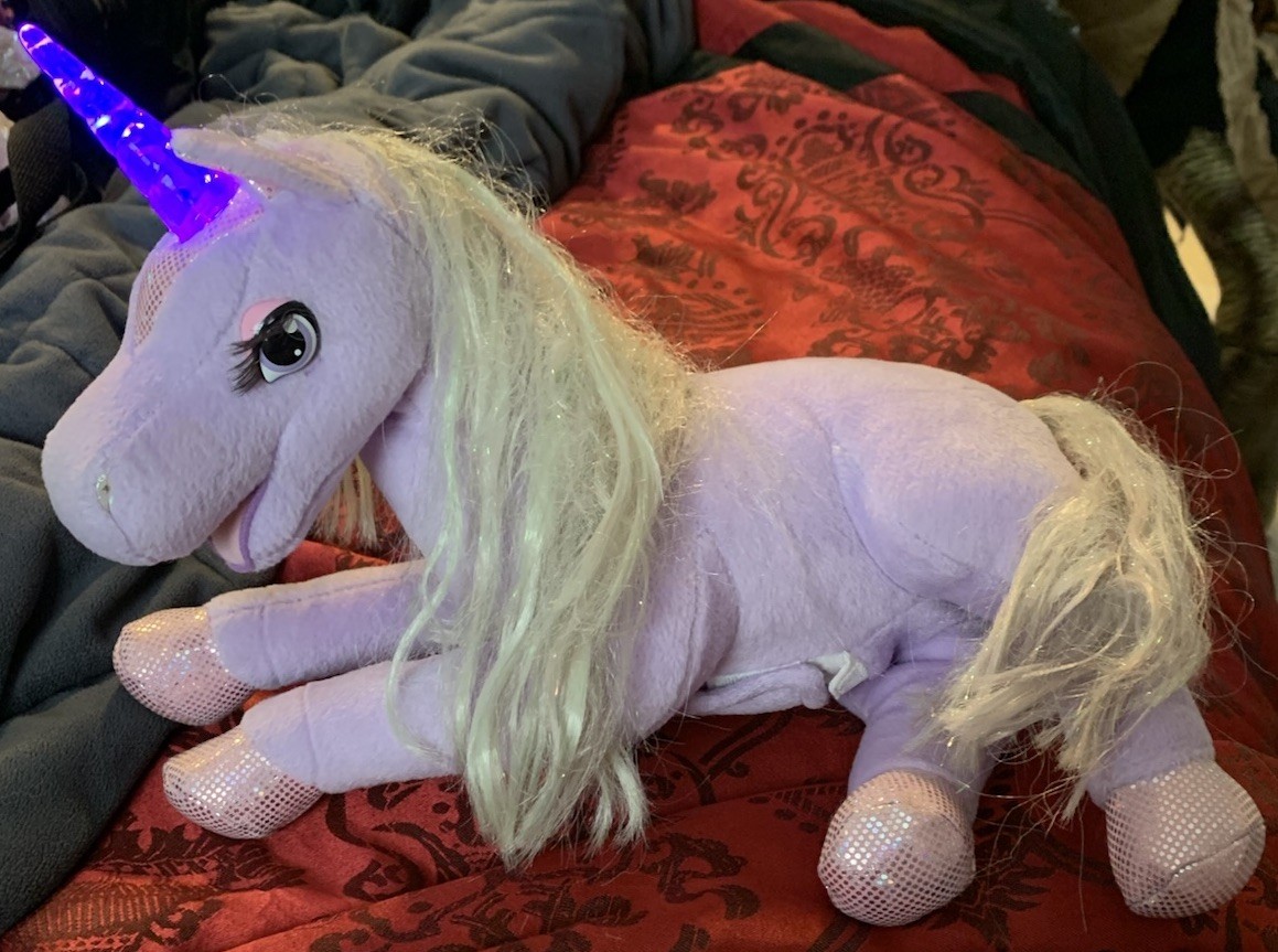 2002 Mattel Barbie Swan Lake Lila Talking Unicorn Plush Toy Light