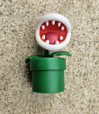Jakks Super Mario Piranha Plant 2.5'' World of Nintendo Collectible Figure 2015