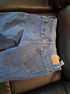 levis 725 high rise bootcut 29