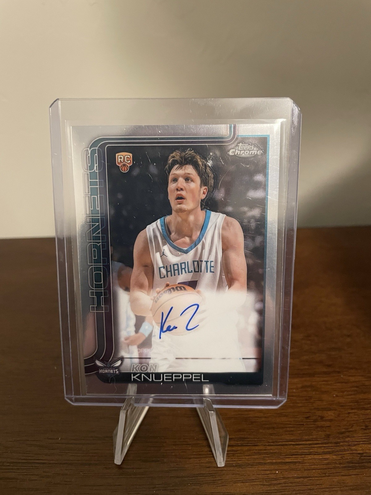 2025-26 Topps Chrome Kon Knueppel Rookie Auto RC #TCAR-KK Hornets