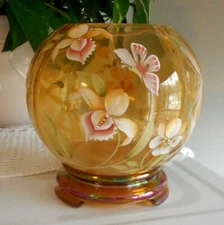 FENTON ART GLASS GOLDEN AMBER ROSE BOWL AND STAND 2003 HEIRLOOM COLL. FAMILY SIG