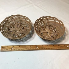 2x Wicker Rattan Woven Round Bowls Baskets Storage Potpourri Decor 5.5” Diameter