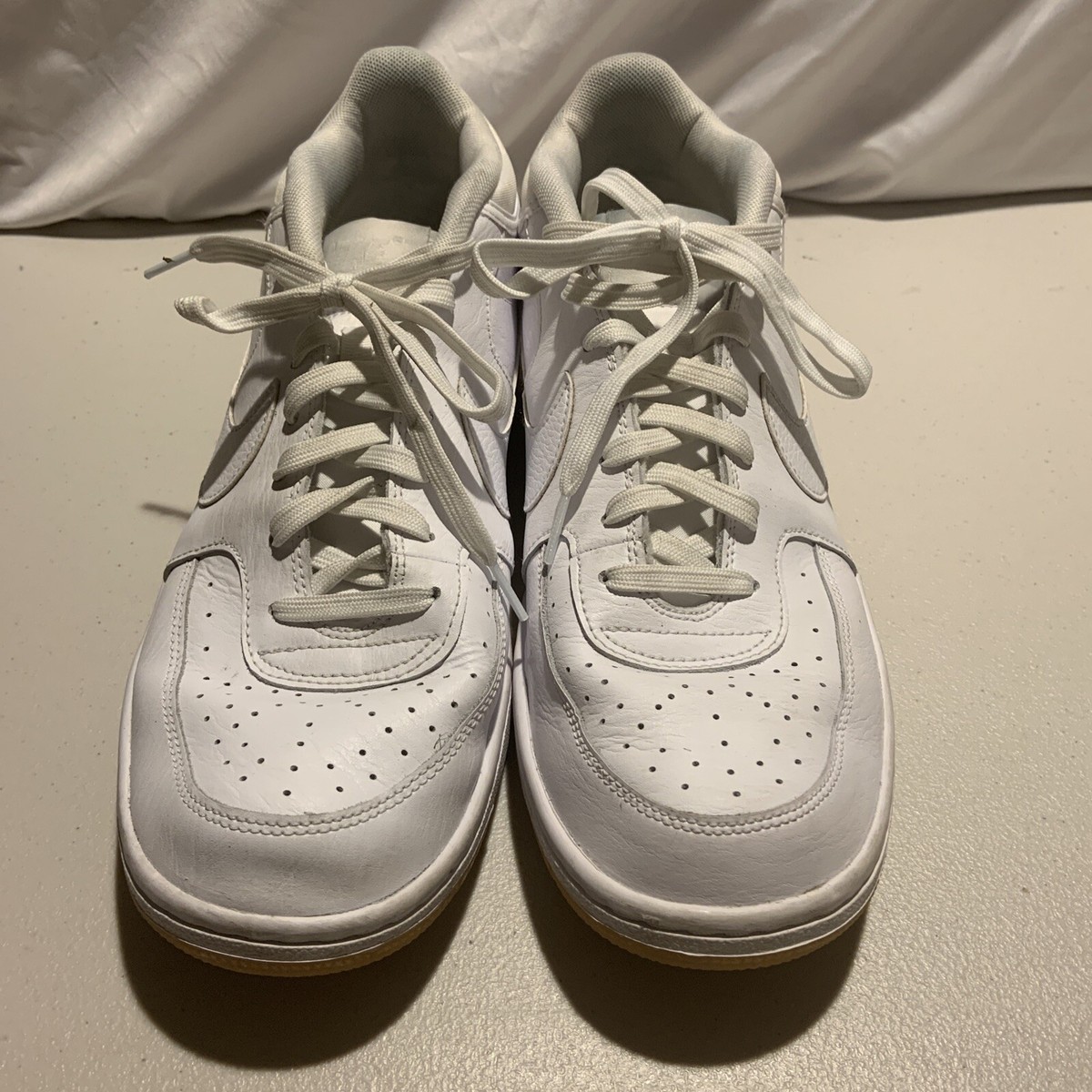dsw womens white nike sneakers
