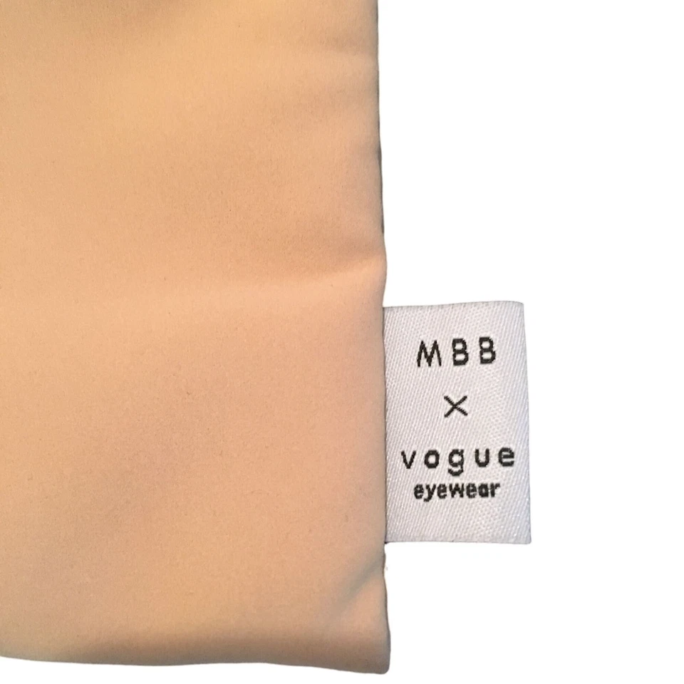 Bolsa tiracolo Vogue MBB Eyewear mini estojo capa macia nude - Imagem 3 de 4