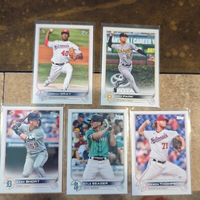 2022 Topps Series 1 5 Card Lit Base Card Set