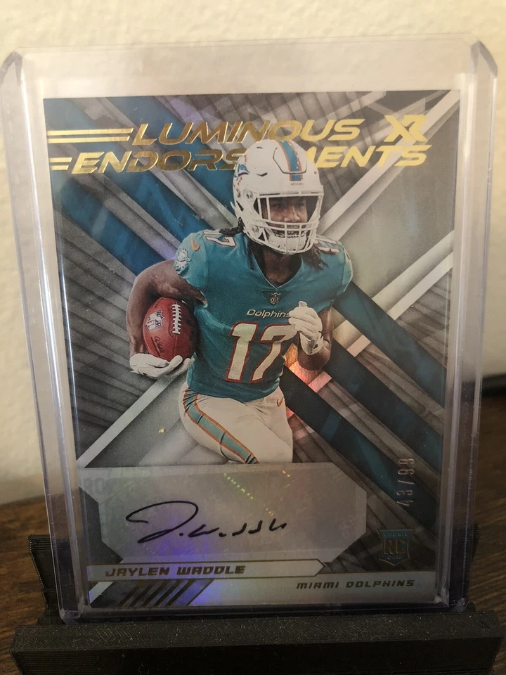 2021 Panini XR Luminous Endorsements /99 Jaylen Waddle Rookie Auto RC #LUM-JWA - Image 2 of 3