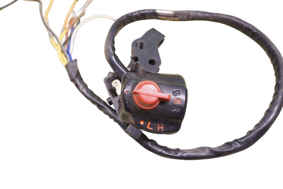 HONDA CB125S-CL125S-CB100-CL100-CB125JX HANDLE SWITCH RH 2 *2815A - Imagem 2 de 4
