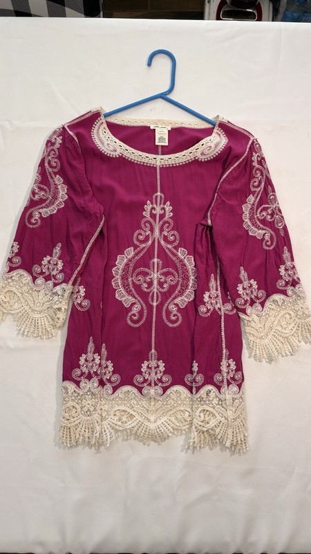 Ultra Pink Women's S Tunic Blouse 3/4 Sleeve Round Neck Embroidered Lace