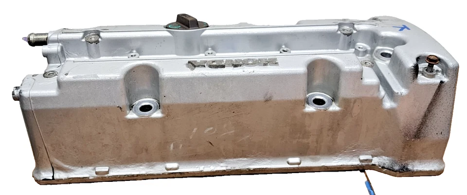 2008–2012 Honda Accord / 2010–2014 Crosstour / 2009–2014 Acura TSX Valve Cover - Image 4 of 4