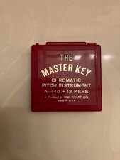 The Master Key Chromatic Pitch Instrument Kratt Co A-440 13 Keys MK2-C Vintage
