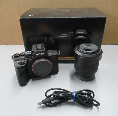 Sony Alpha A7 IV Full-Frame Mirrorless Camera with 28-70mm Lens - 4514 Count