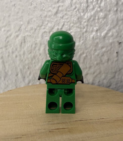 LEGO Ninjago Lloyd Garmadon, set 70749 "Enter the Serpent" Varient, Rare