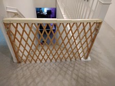 baby gate, 30 Inch Tall, 23 To 59 Inch Wide, Excellent