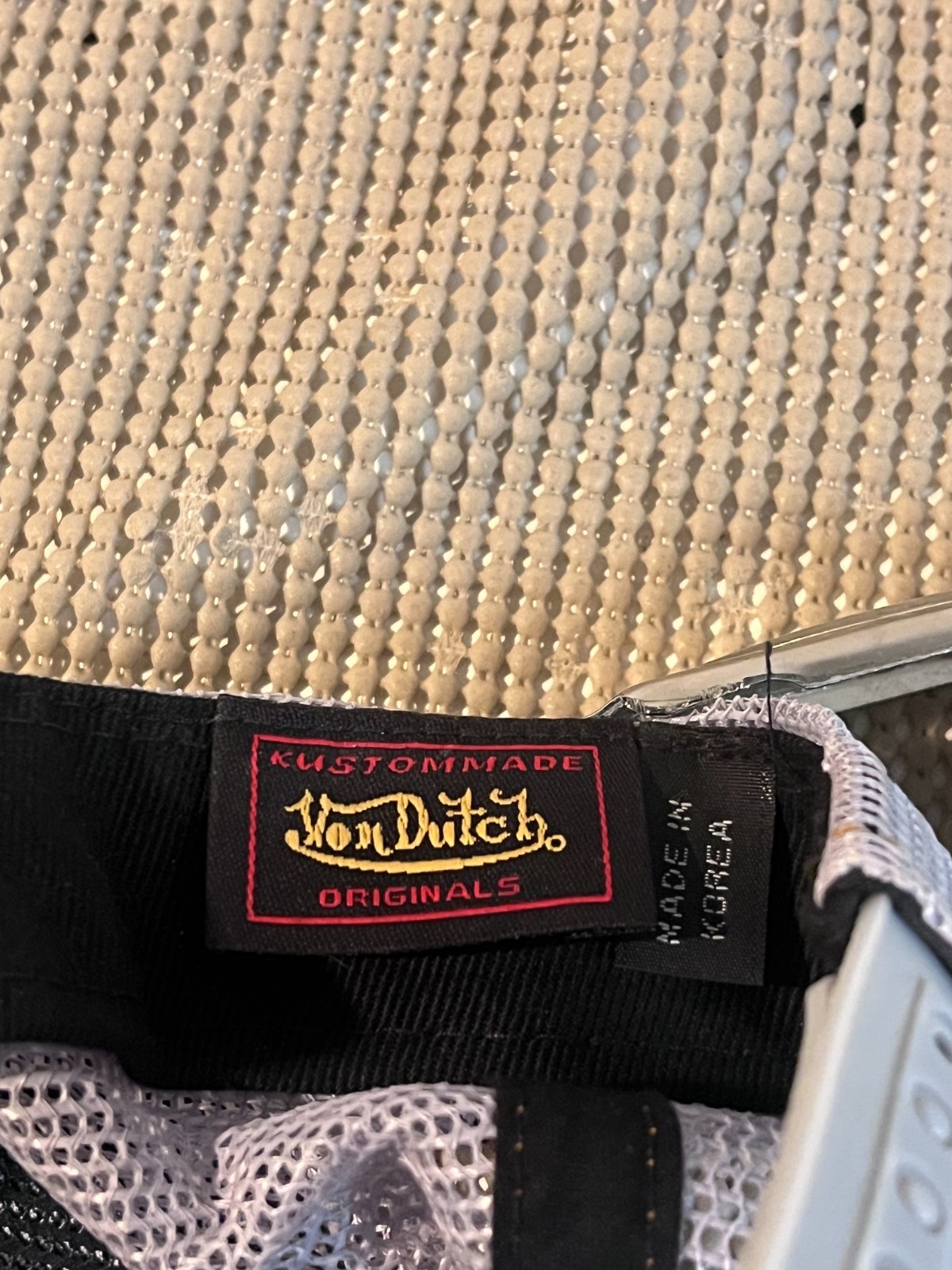 Von Dutch mesh snap back patch hat - image 5