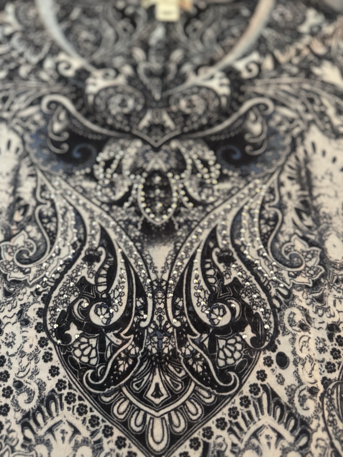 World Unity Top ~ Size LARGE ~ Gorgeous Pattern &… - image 6