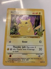Carta Jumbo Pokémon TCG Pikachu 58/102 (25° Anniversario)
