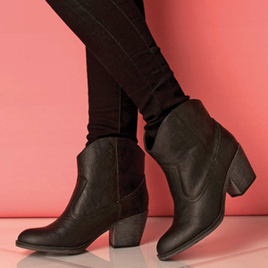 rocket dog red boots