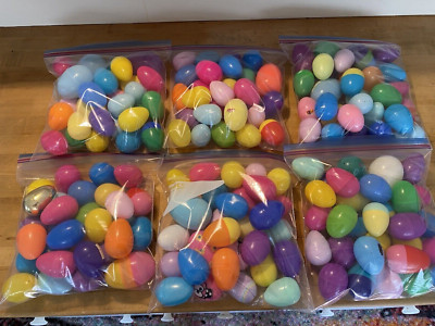 EASTER EGGS - Lot of 29 or 30 Multi-Color Fillable & Plastic (mostly)