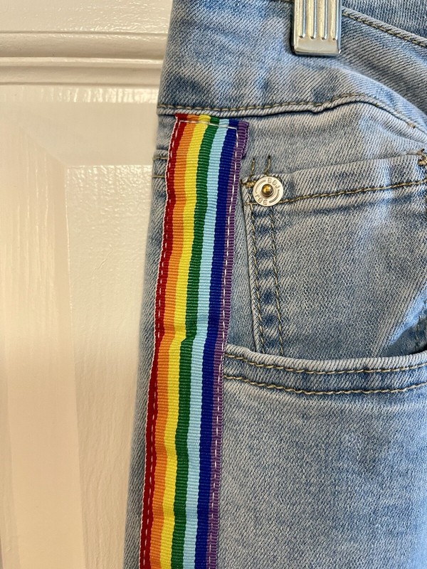 BBJ Boom Boom Jeans Pride Rainbow Stripe Denim Blue Jeans Women's Size 11/30 Y2K