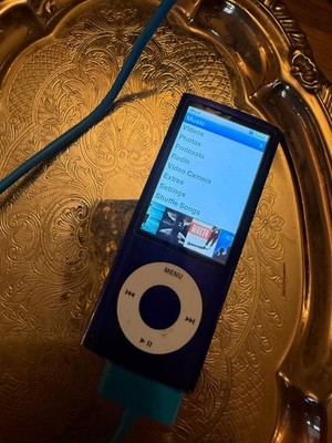 Apple iPod Nano 5th Gen 8GB Purple Working Tested Loaded w/songs