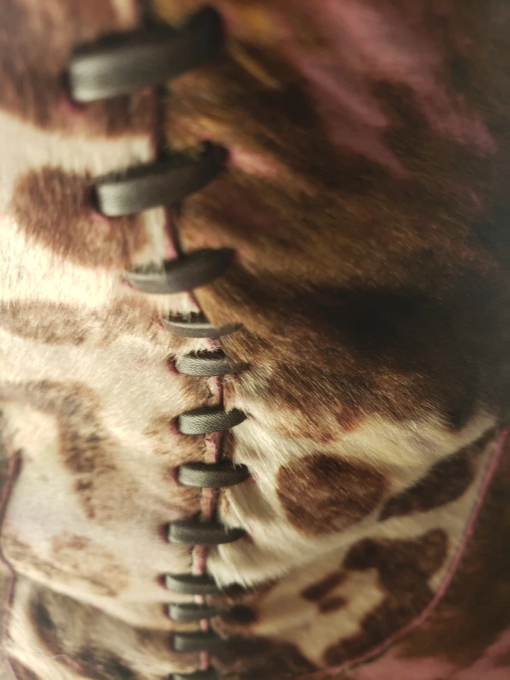 Botas de vaquero Donald J Pliner Couture pelo de pony estampado de anima - rosa/marrón/crema 7M  Foto 4 de 4