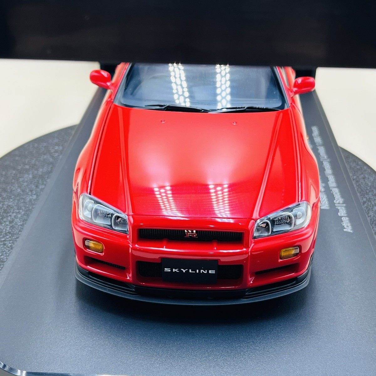 AUTOart 1/18 Nissan Skyline GT-R R34 1999 red V-Spec Special wheel