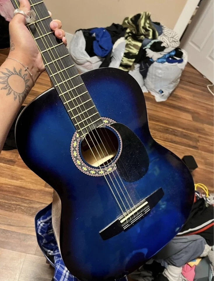 Guitarra acústica Rogue RA-090 Dreadnought Foto 4 de 4