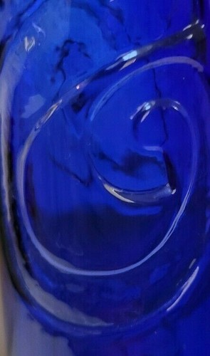 COBALT BLUE BOTTLE RAISED LEAVES DESIGN 13 INCHES HOLDS 24 OZS - Picture 8 of 9