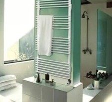 Designer Quinn Pearl White Radiator 800x750mm White BNIB