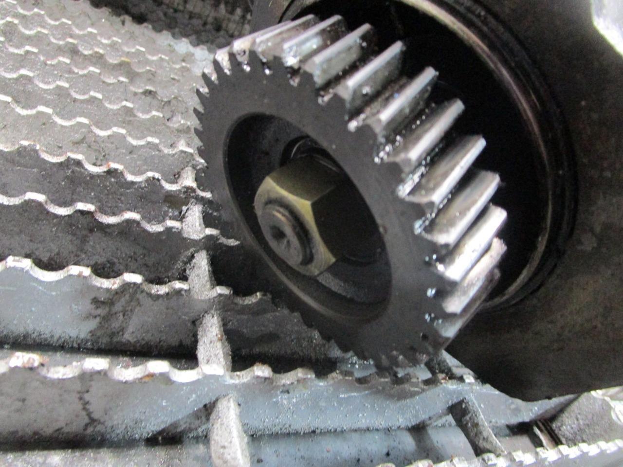 OEM Mack Renault Diesel Engine Knorr Air Brake Compressor SEB00416  