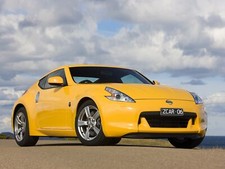 Cars 2009 12 nissan 370z au Desk Mat Stitched
