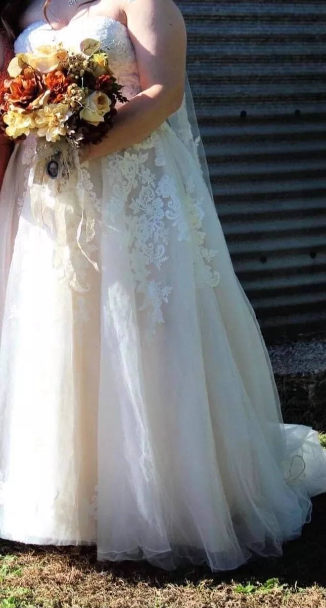 used wedding dresses