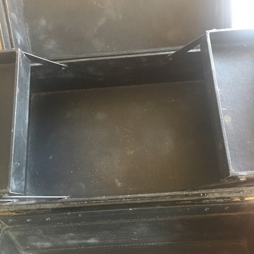 Japonesque Medium Train Case vintage used very sturdy hard to find - Picture 5 of 16
