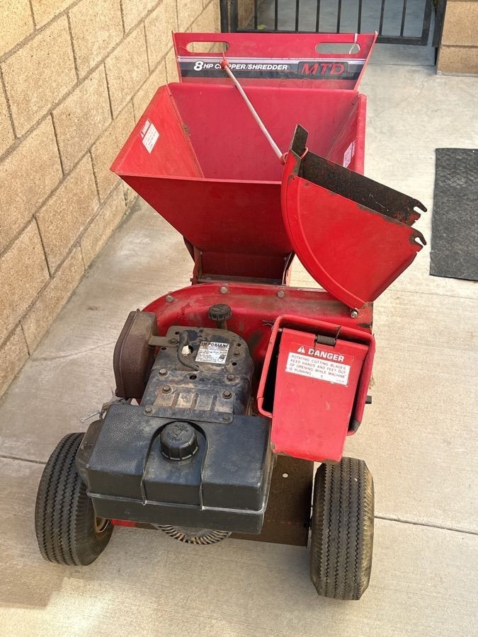 Yard Machine MTD chipper/shredder  Local pickup only first $