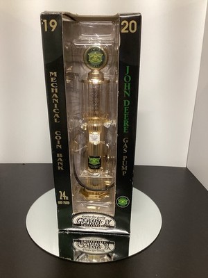John Deere Limited Edition 1920 s Mechanical Coin Bank Gas Pump