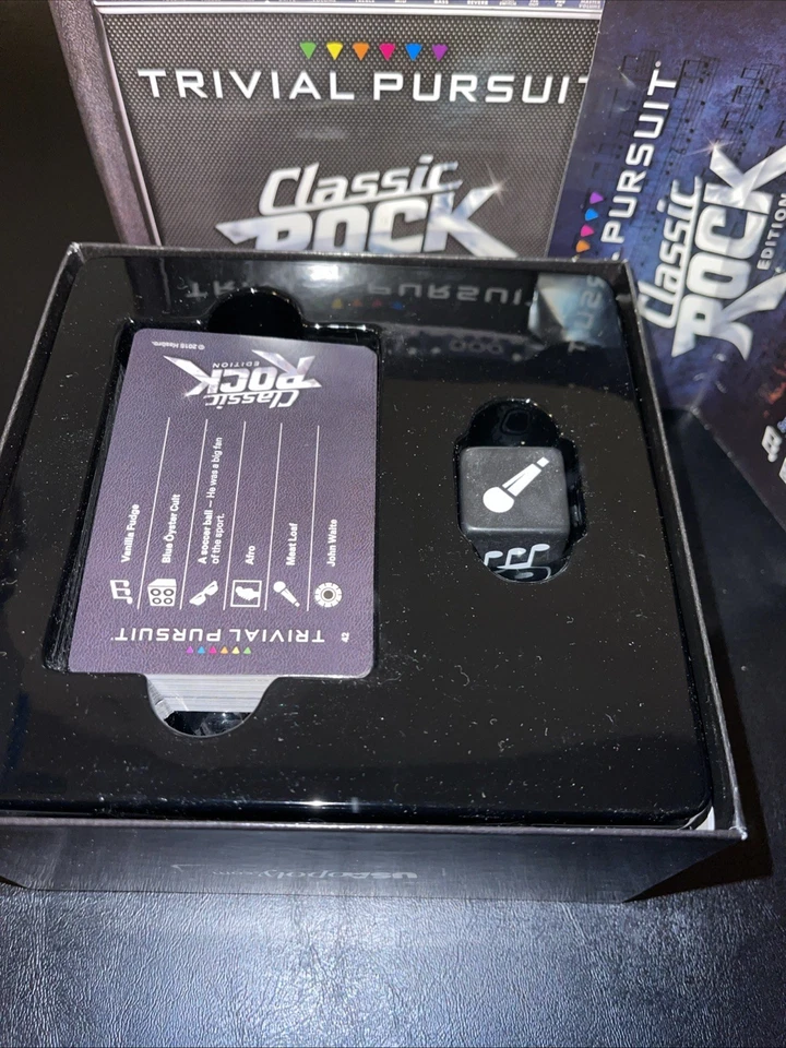 Trivial Pursuit Classic Rock Edition 2015 USAopoly Hasbro CIB Vgc - Image 2 of 4