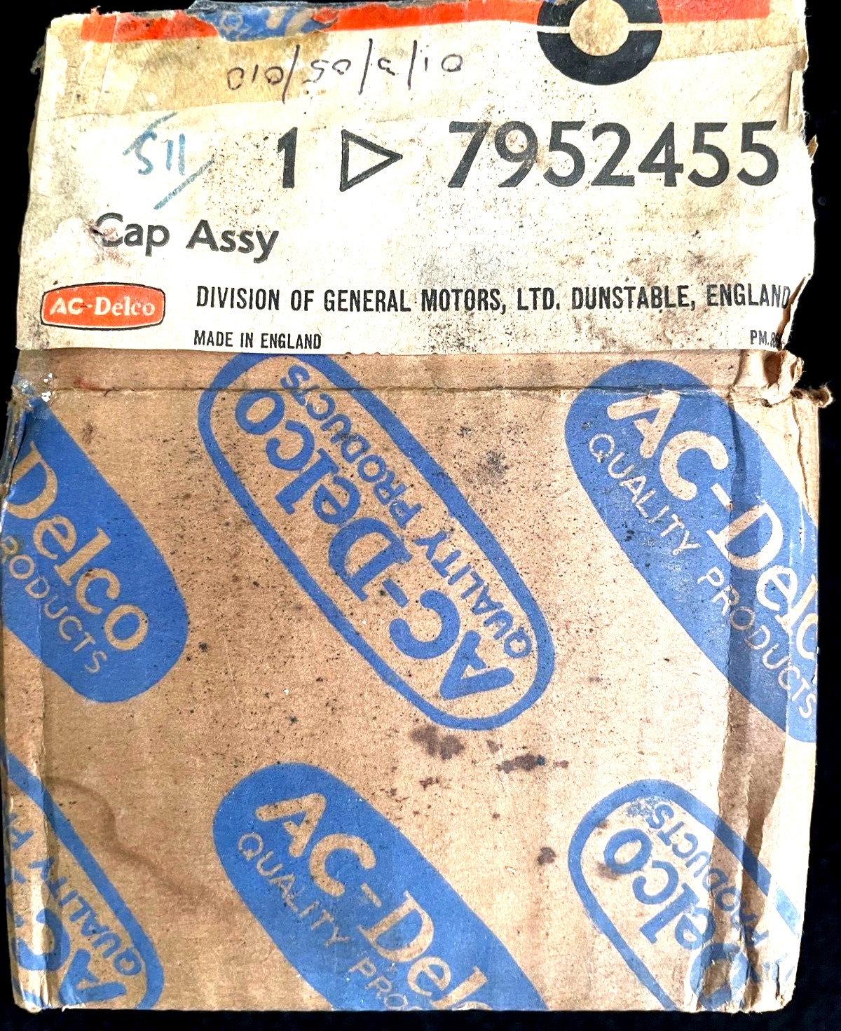 NOS Original Rolls-Royce SCII, Bentley S-2, Phantom V Side Entry Distributor Cap