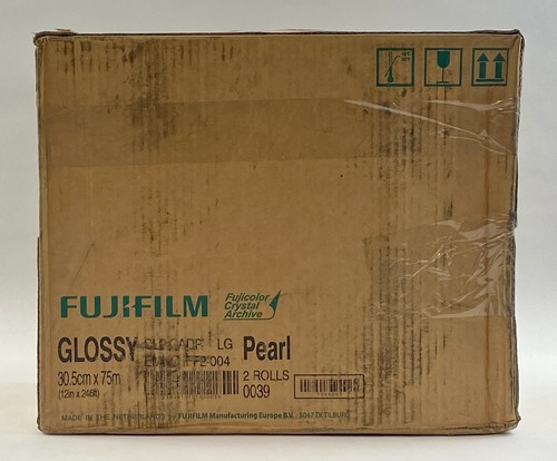 Fujifilm Paper Fujicolor Glossy Pearl 12 in x 246 ft 2 Rolls per Box - 第 1/4 張圖片