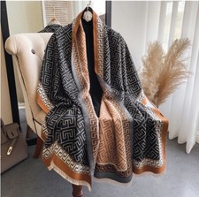 elegante sciarpa donna invernale cashmere nero beige sciarpa donna lana stola cashmere