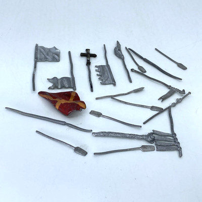 Weapons / Banners - Suitable For D&D - Unbranded Miniatures Classic Metal X22143