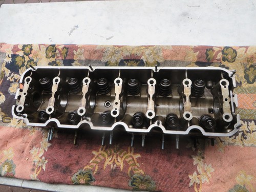 BMW E21 Zylinderkopf nicht komplett + Ventildeckel