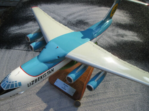 Iljuschin -76 Candid  RIESIG 1:100 CCCP  Woodmodel / Avion / Aircraft / YAKAiR  - Bild 1 von 5