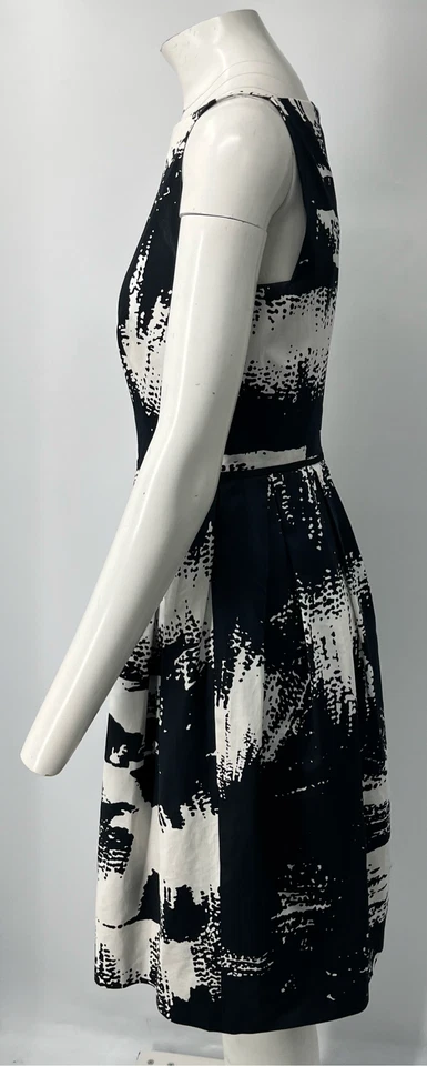 Vestido Max Mara MANCHADO Negro/Blanco Estampado Sin Mangas Algodón Plisado Talla 12 Foto 3 de 4