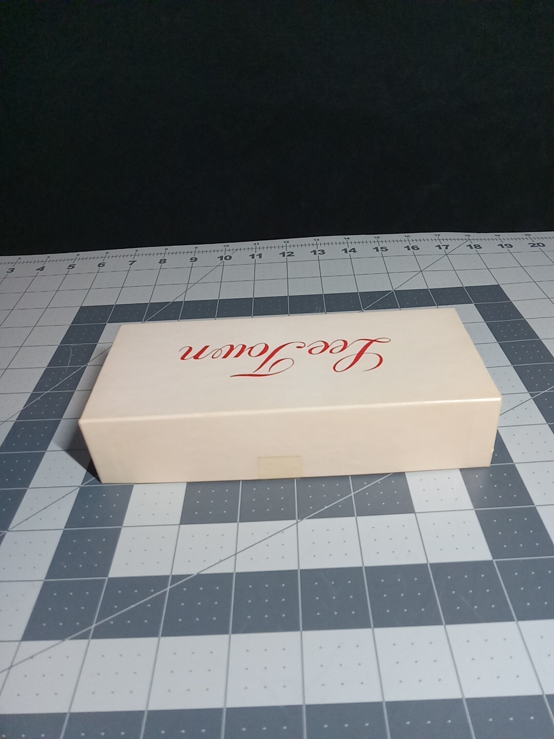 Lee Town Mack HO "BM" Van Truck 2 axle #432-2030 Kit