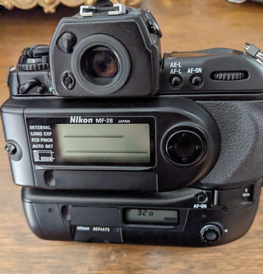 Nikon F5 Camera with Nikkor 50mm f/1.8 Lens | eBay Nikon F5 Camera with Nikkor 50mm f/1.8 Lens | eBay