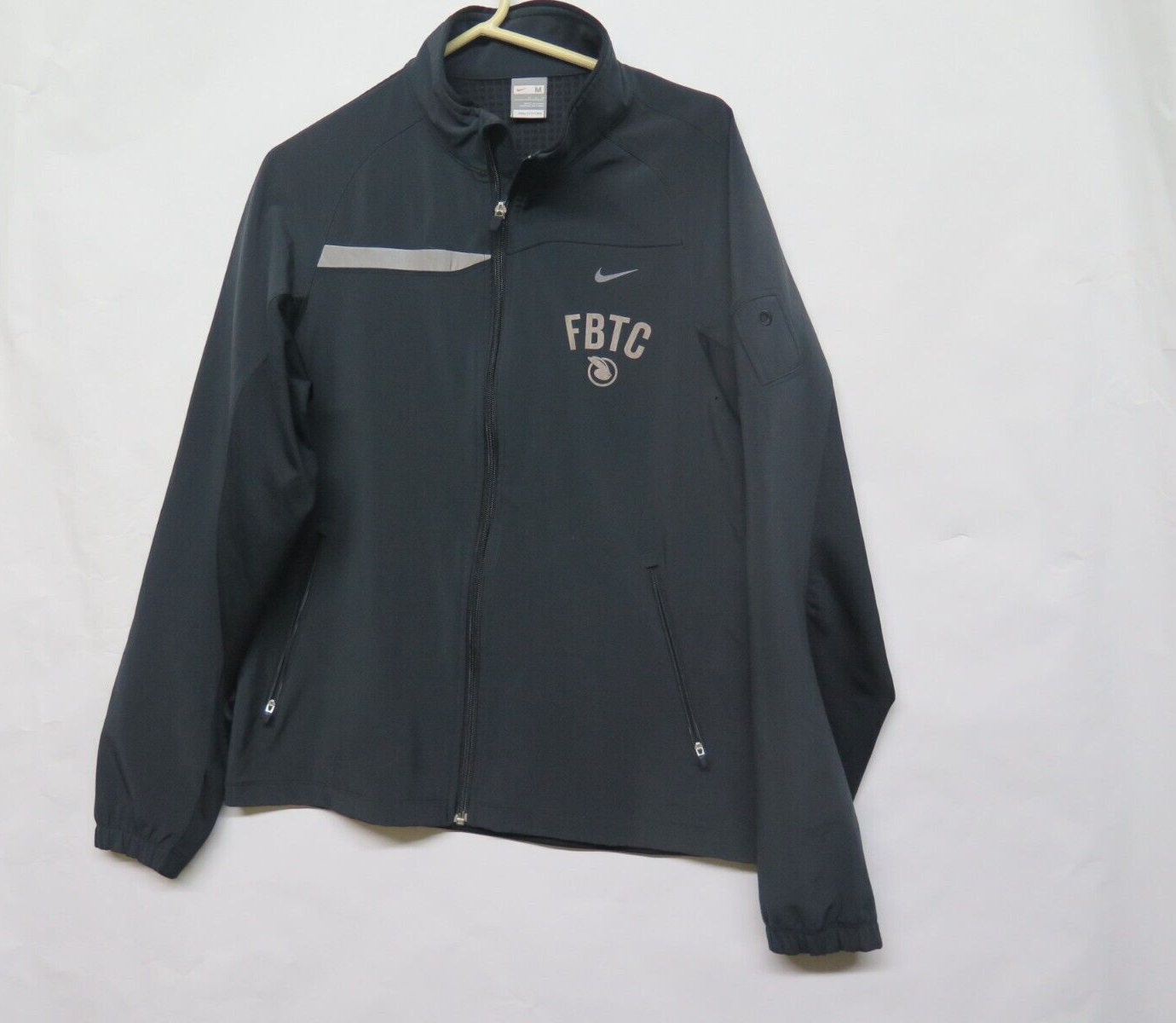 Nike Fluffy Bunny Track Club FBTC USATF Jacket Mens Size M Storm