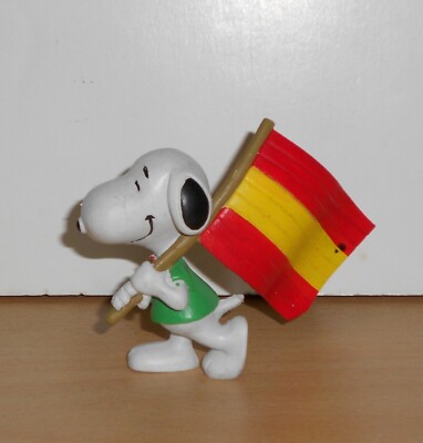 Vintage SNOOPY with Flag PVC Figurine Figure Comics Spain 80's | eBay